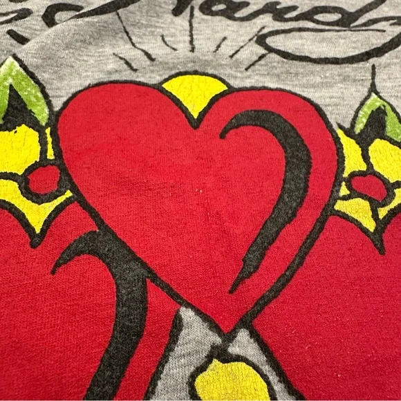 Ed Hardy Gray Cropped Top Tee Y2K Love Hearts Flash Tattoo Size Large Signature - Picture 5 of 8